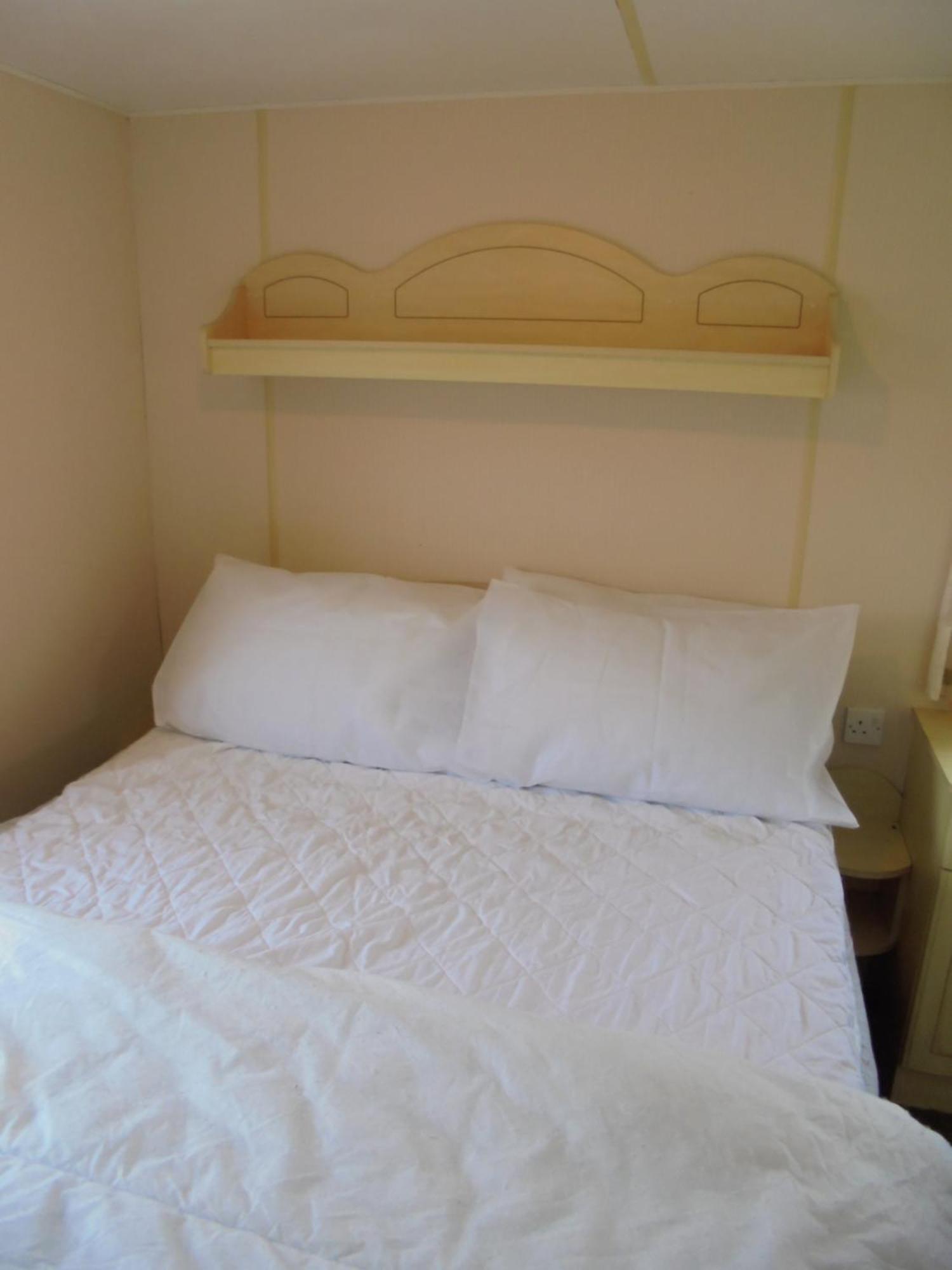 8 Berth On Sealands Everglade III Инголдмелс Экстерьер фото